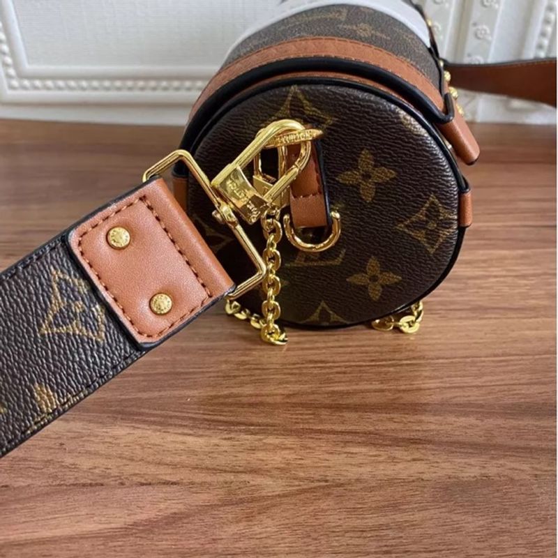 Bolsa Louis Vuitton Hina Pm | Bolsa de Ombro Feminina Louis Vuitton Nunca  Usado 37716043 | enjoei