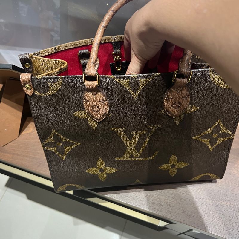 Bolsa Louis Vuitton Onthego MM Monograma - Inffino, Brechó de Luxo Online