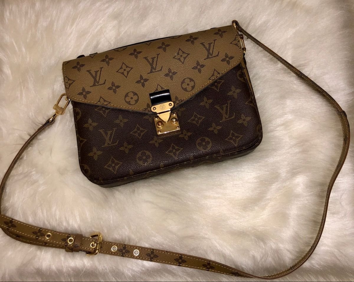 Mini Pochette Louis Vuitton | Bolsa de mão Feminina Louis Vuitton Usado  87521875 | enjoei