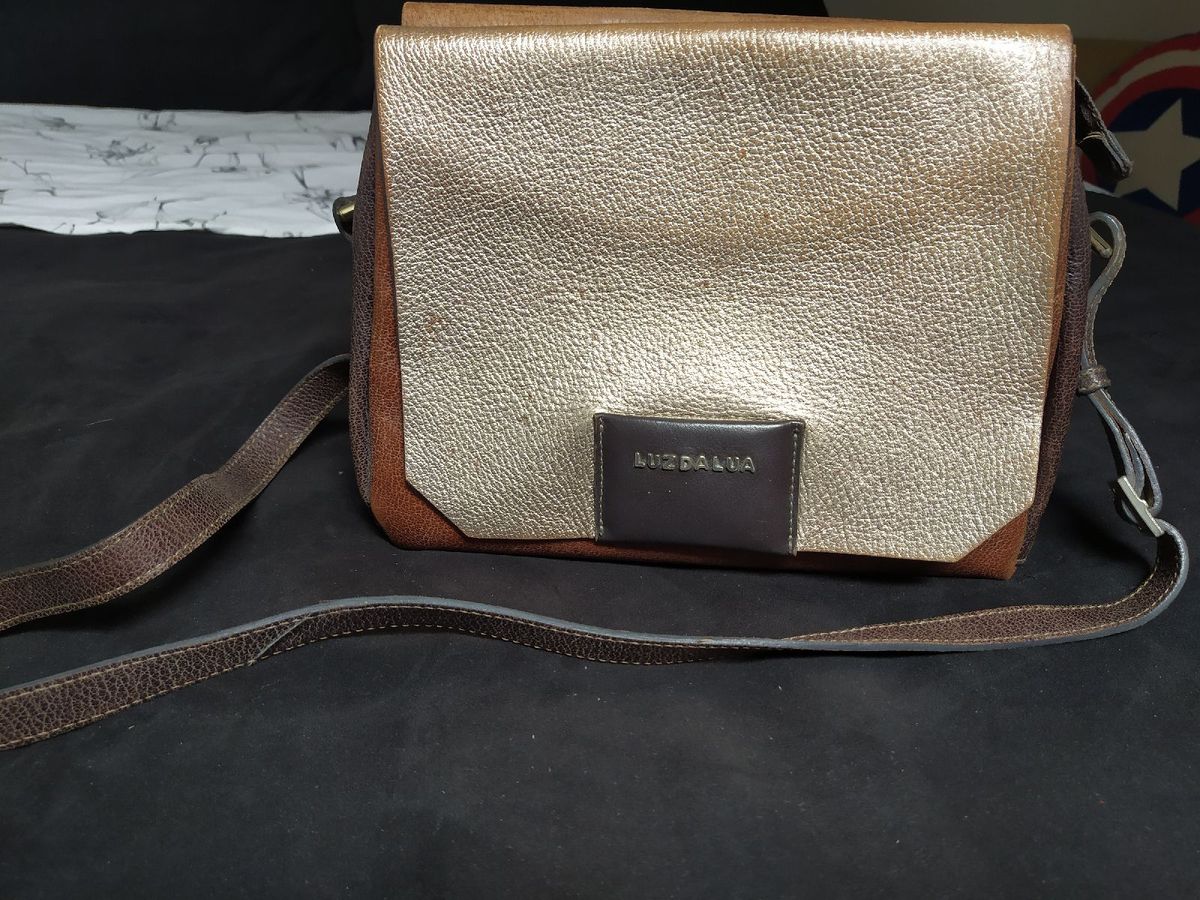 bolsa dourada luz da lua