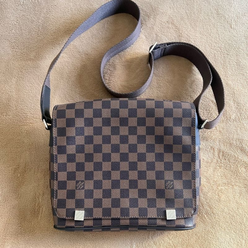 Vuitton District Pm Vuitton Bolsas District PM Messenger Bag Taiga