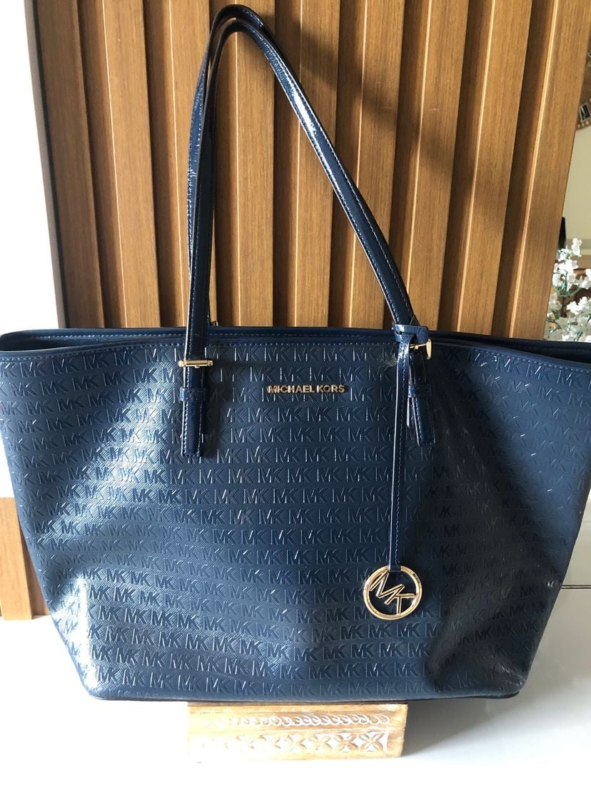 Bolsa Michael Kors Azul Envernizada | Bolsa de Ombro Feminina Michael Kors  Usado 83958210 | enjoei