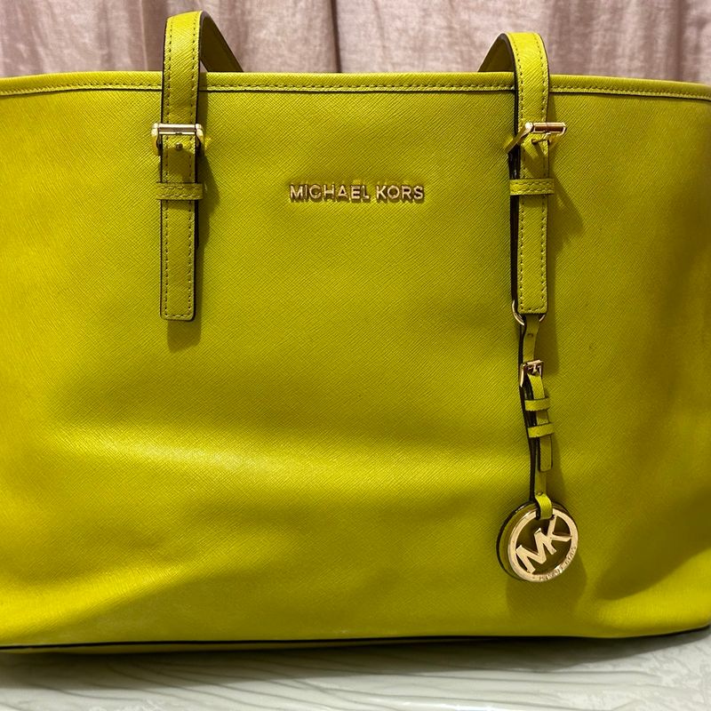 Bolsa michael kors online verde