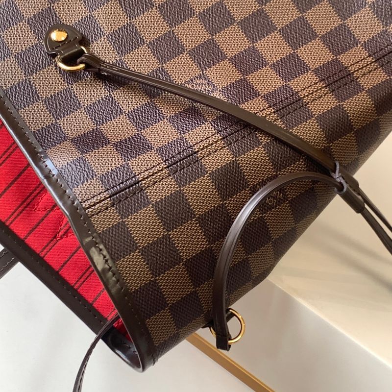 Bolsa Neverfull Branca Louis Vuitton, Bolsa de Ombro Feminina Louis Vuitton  Nunca Usado 39061244