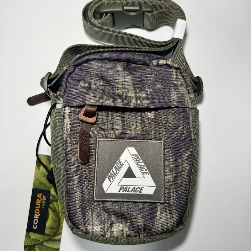 バッグ PALACE CORDURA TRI-SHOT BAG FOREST DPM Cordura Tri-Shot Bag Black - Summer 2024 - Palace Community