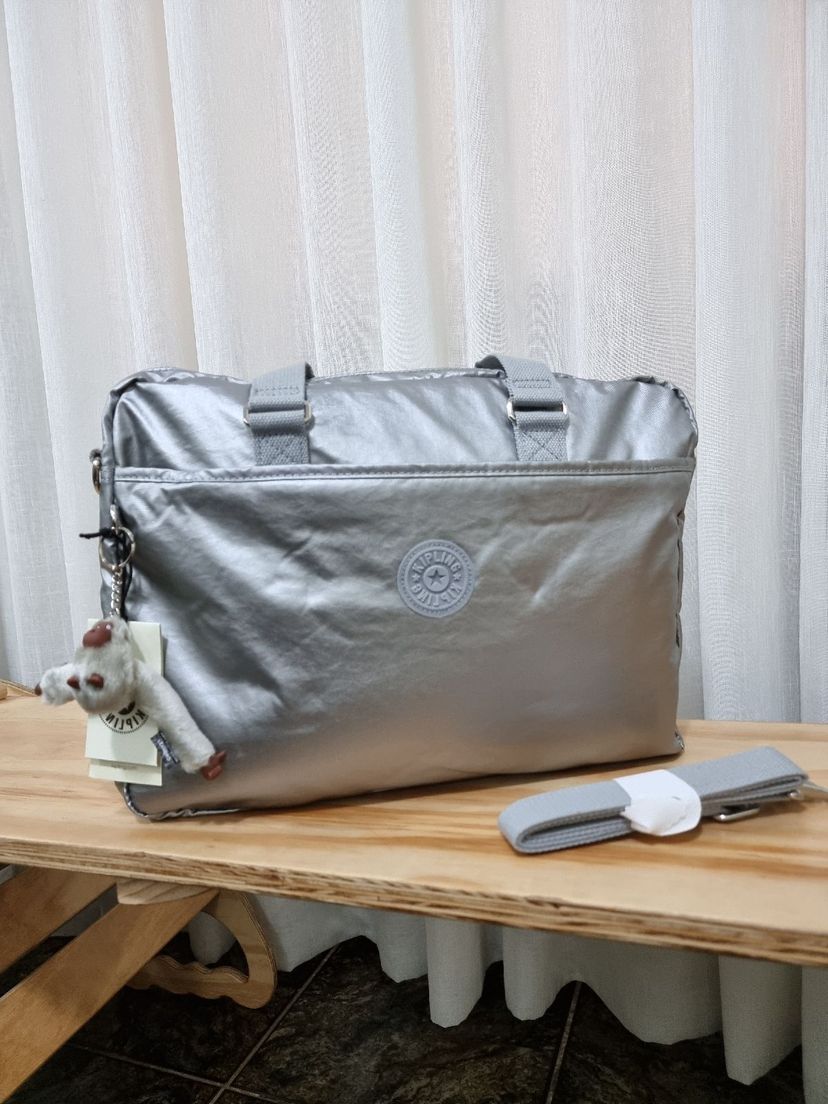 Bolsa / Pasta Case Notebook Kipling Elsil Prata Bolsa de Ombro