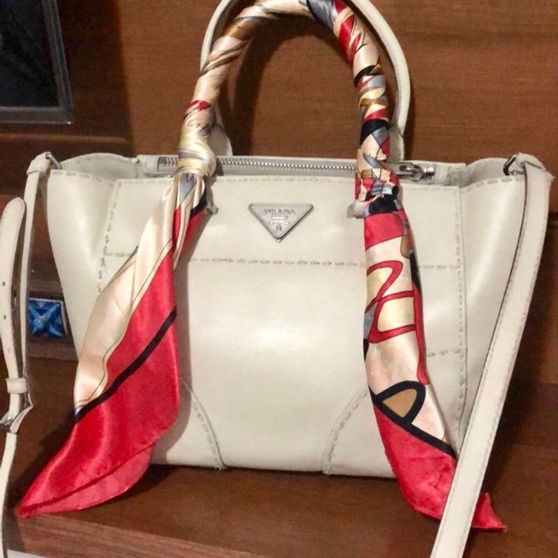 Bolsa Prada City Calf