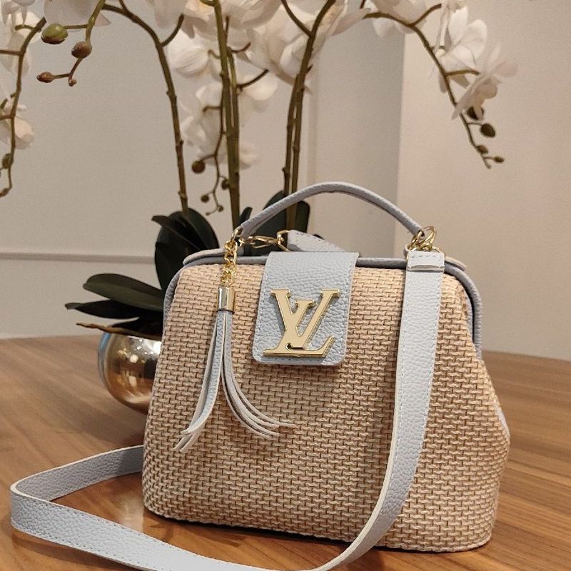 Bolsa Louis Vuitton Cereja | Bolsa de Ombro Feminina Louis Vuitton Usado  83875294 | enjoei