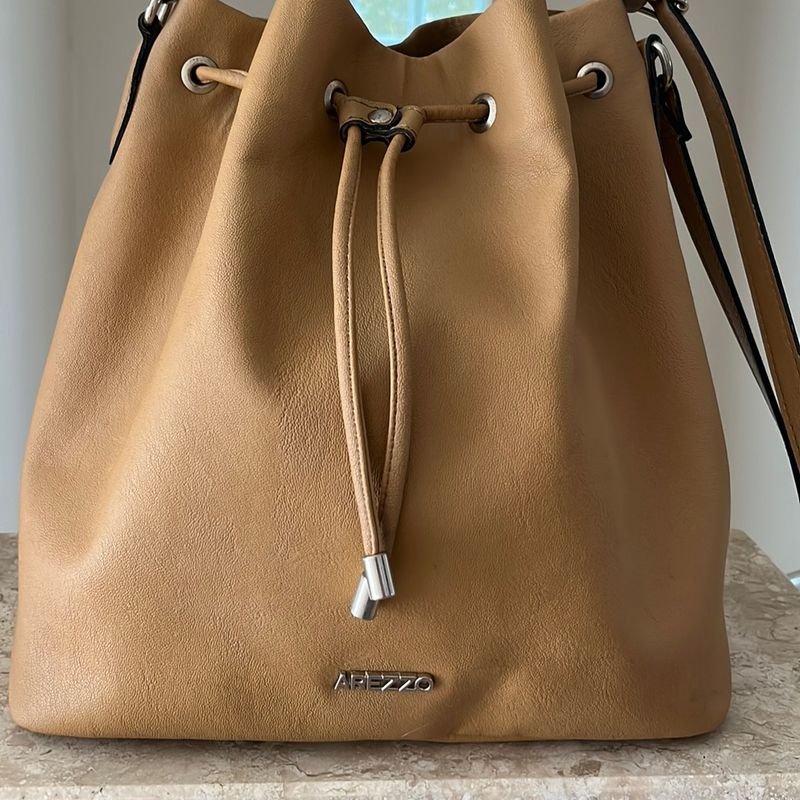 Bolsa Saco Arezzo Original Bolsa de Ombro Feminina Arezzo Usado 92309701 enjoei