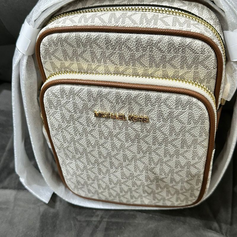 Bolsa Transversal Jet Set Travel Michael Kors Vanilla com Marrom Bolsa  de Ombro Feminina Michael Kors Nunca Usado 98723695 enjoei