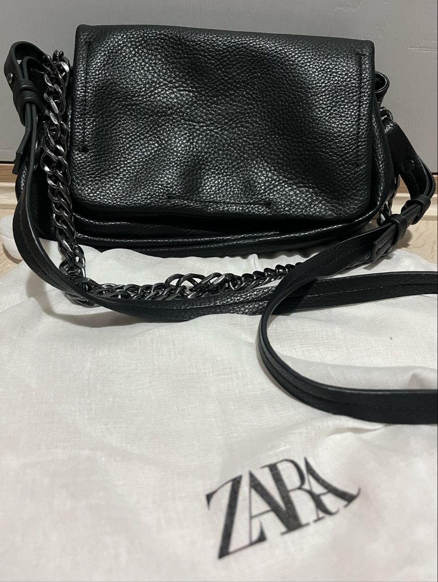 Bolsa Zara Nova Preta com Alça de Corrente e Transversal | Bolsa de ...