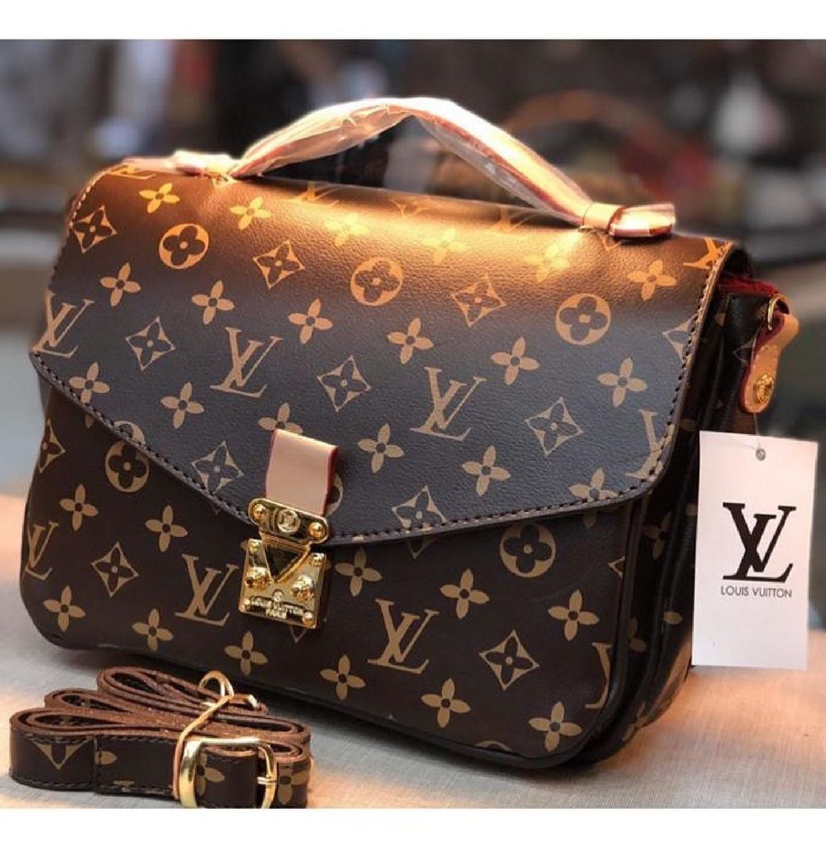 Bolsas Louis Vuitton | Clutch Feminina Louis Vuitton Novo 39885253 | enjoei