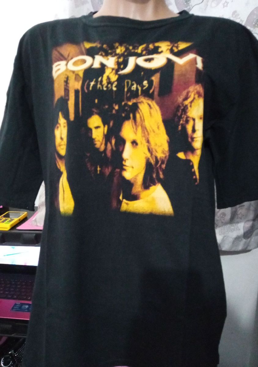 Bon Jovi These Days Camiseta de Banda Tam M | Tribo Urbana Usado