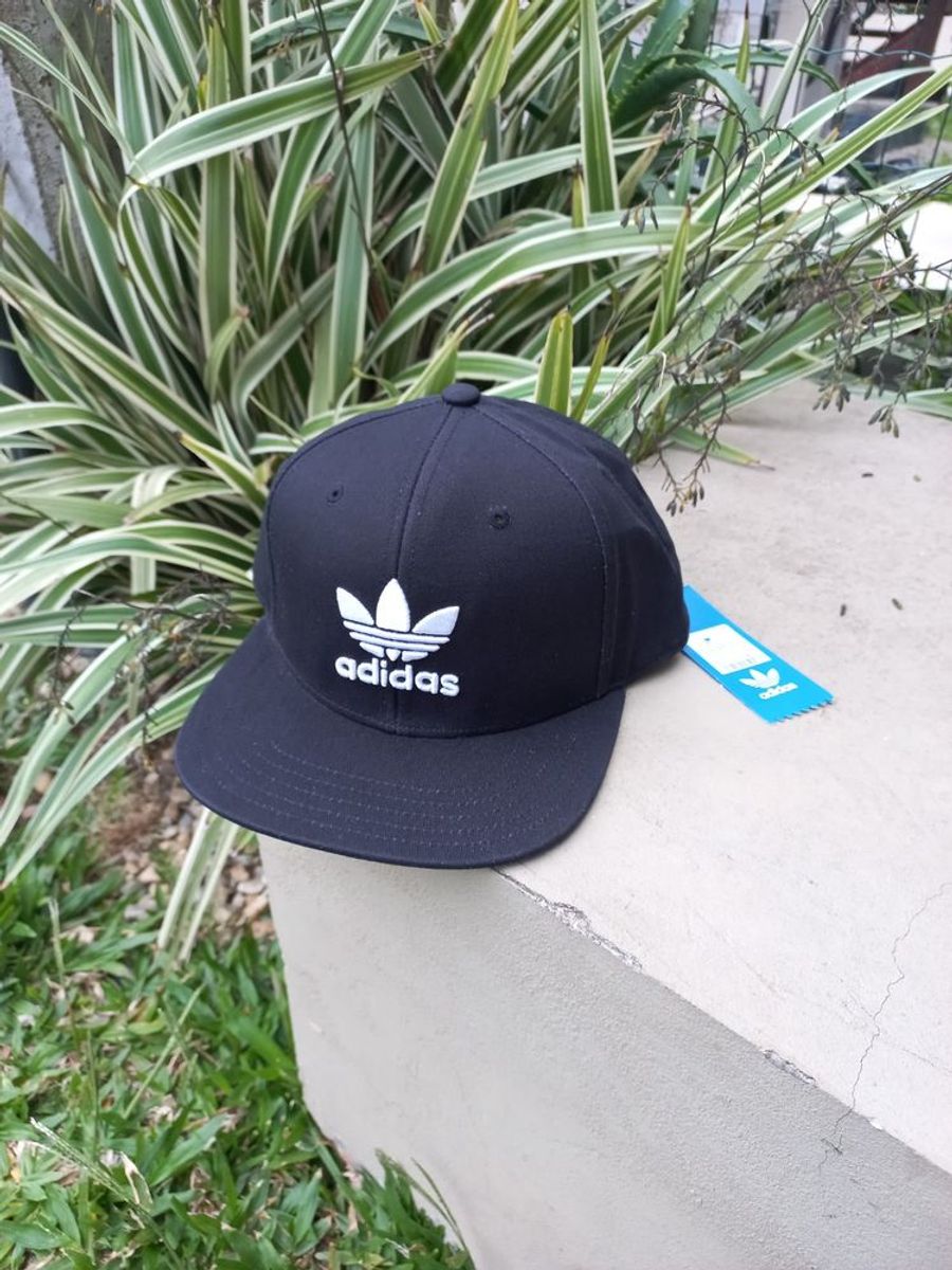 Boné adidas hot sale trefoil preto