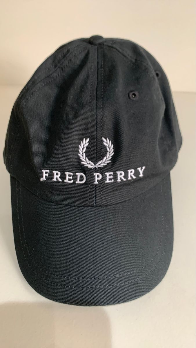 Boné Fred Perry Preto Original com Elástico 82633687 | enjoei