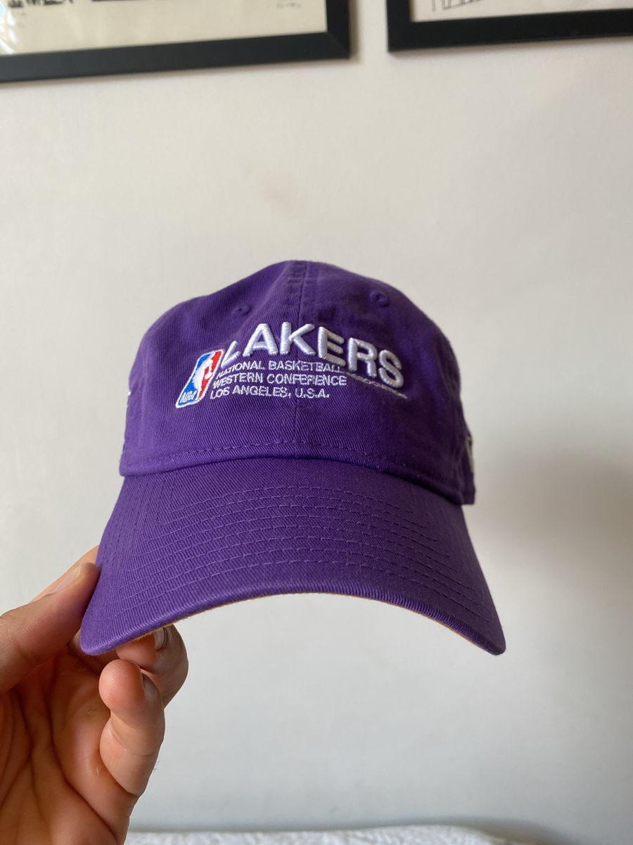 Boné New Era Lakers 9twenty Roxo | Chapéu Feminino New Era Nunca Usado ...