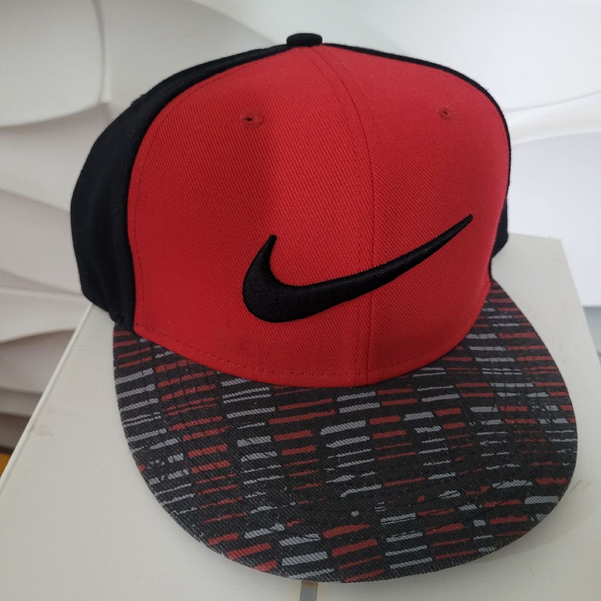 Black best sale nike snapback