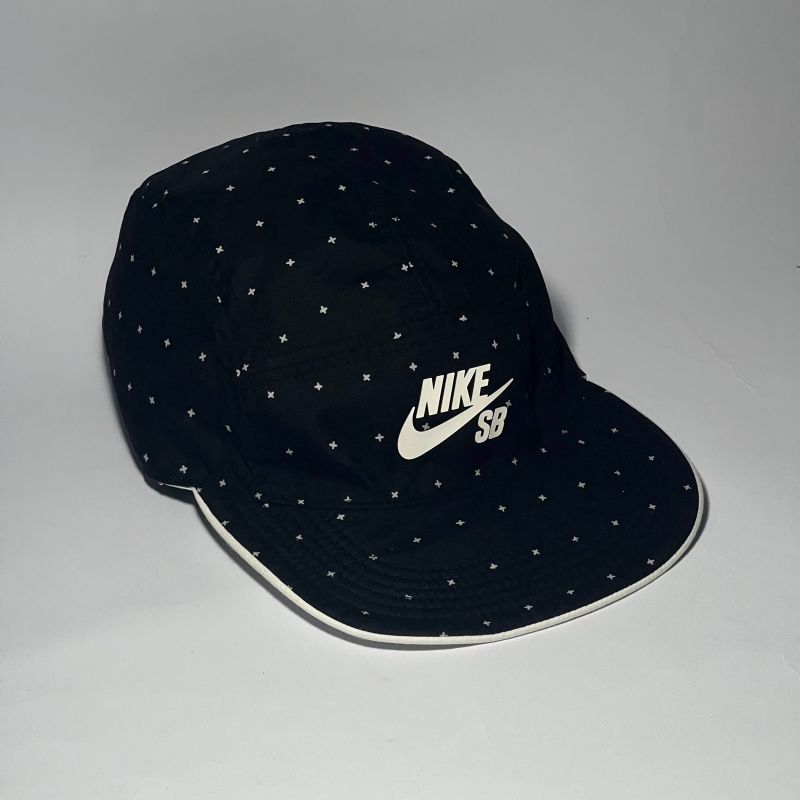 Bone Nike Sb 5 Panel Reversivel Nike Sb Usado 102720888 enjoei