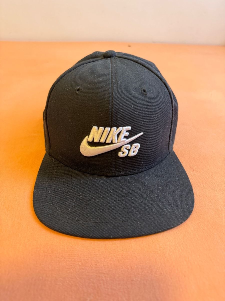 Boné Nike Sb Aba Reta (original) 106134537 | enjoei