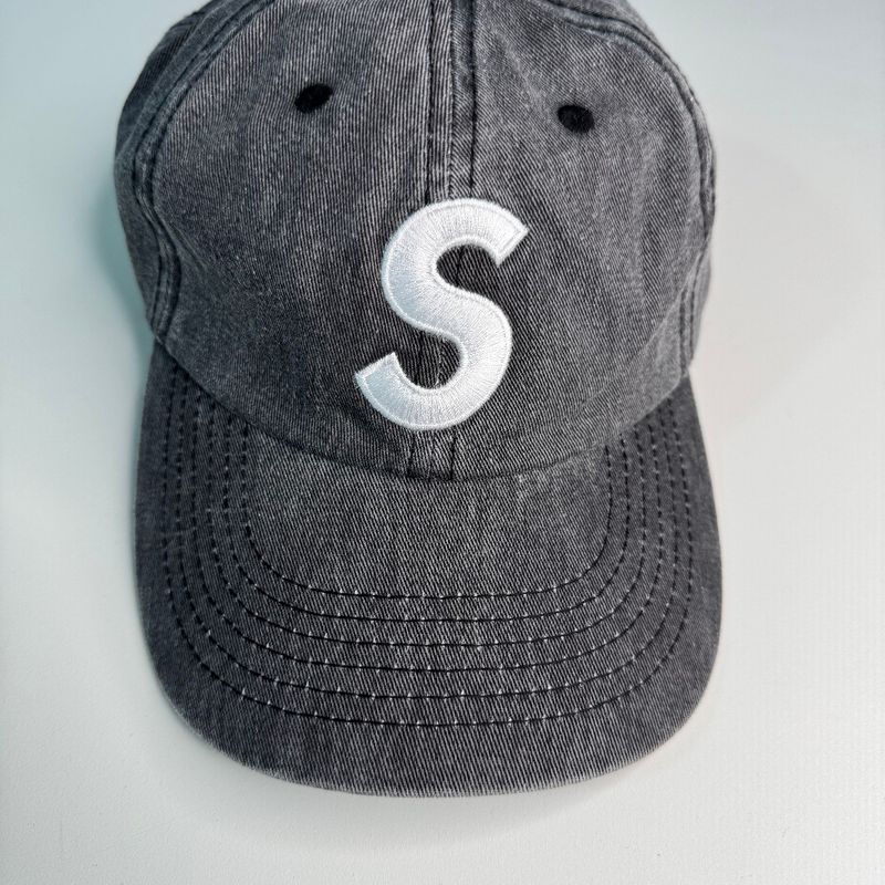 帽子 Supreme Pigment Print S Logo 6-Panel Supreme Pigment Print S Logo 6-Panel (FW23) - $48