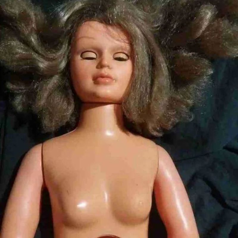 Boneca grávida antiga  Bonecas gravidas, Vestido barbie, Anos 80