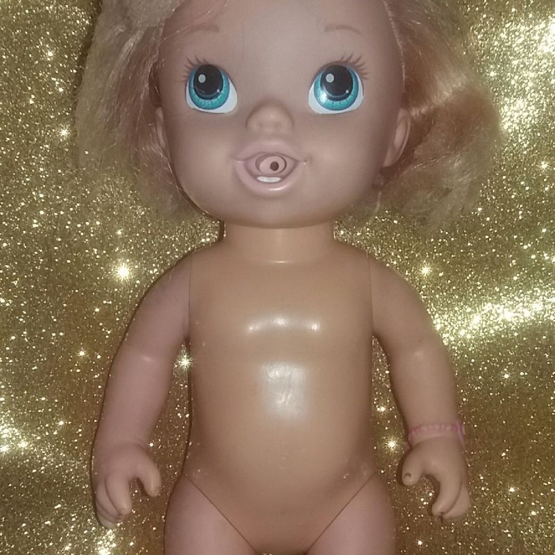 Baby alive soft face hot sale doll