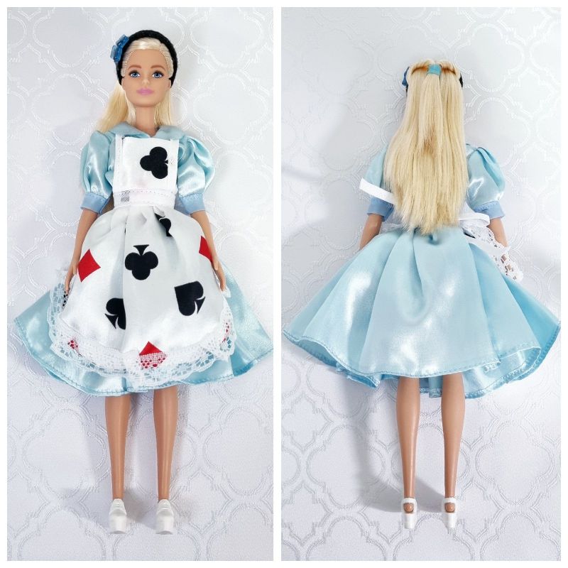 Roupa alice no país das maravilhas p/ barbie em Promoção na Americanas