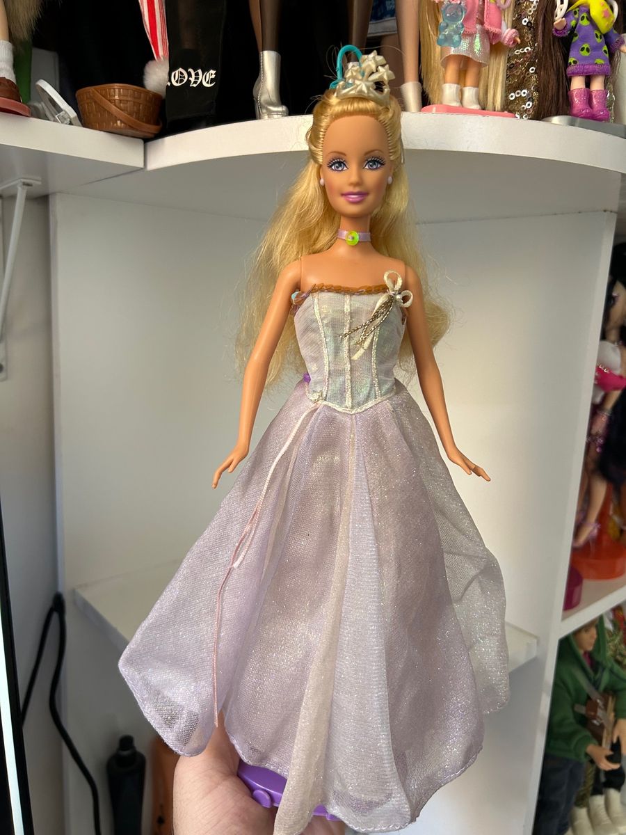 Boneca Barbie Anikka Magia de Aladus Brinquedo Barbie Usado