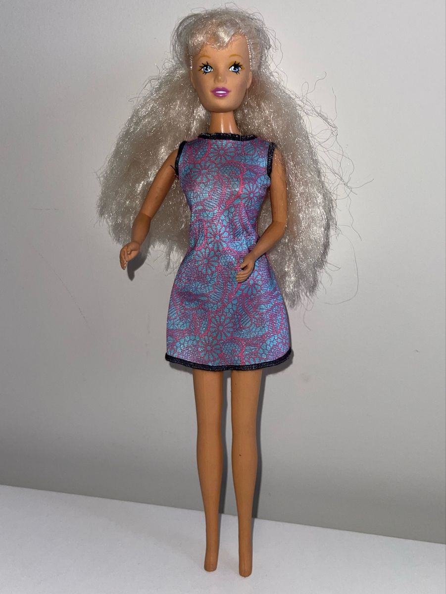 Boneca Barbie Genérica - Anos 90 - Escorrega o Preço