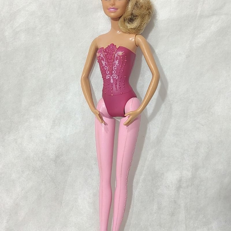 Boneca Barbie - Bailarina - Vestido Rosa - Mattel em Promoção na