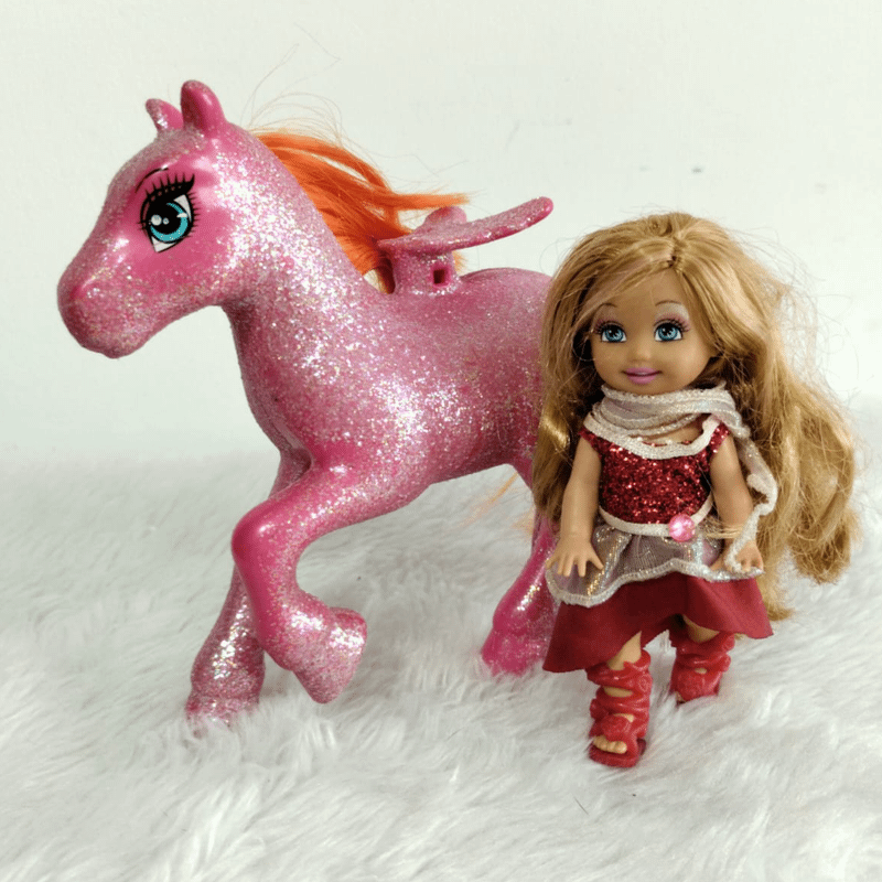Boneca Barbie Kelly com Cavalo Castelo de Diamante Barbie Usado