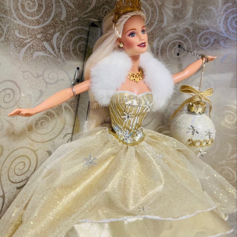 2000 best sale christmas barbie