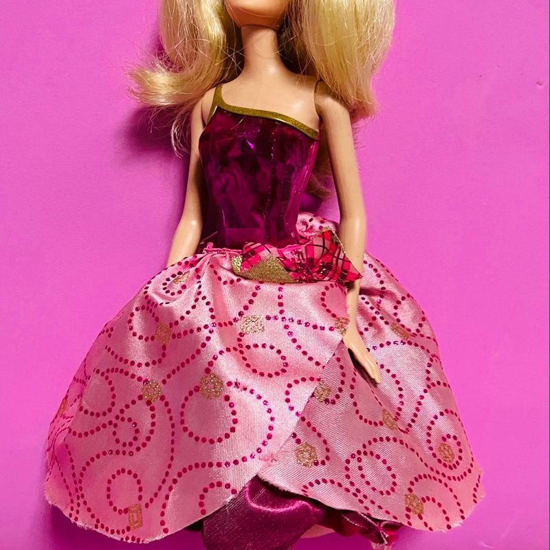 Boneca Barbie Original 2010 com 3 Roupas Originais Mattel | Brinquedo  Mattel Usado 91404594 | enjoei