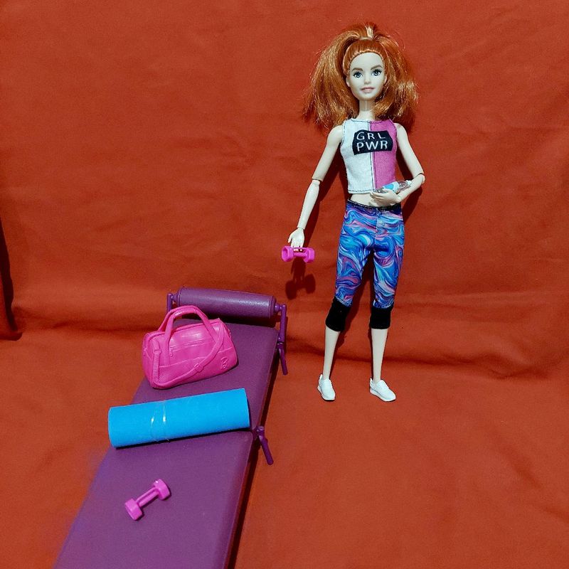 Boneca Barbie Mtm Yoga Fitness Dia de Spa, Brinquedo Barbie Usado 94715792