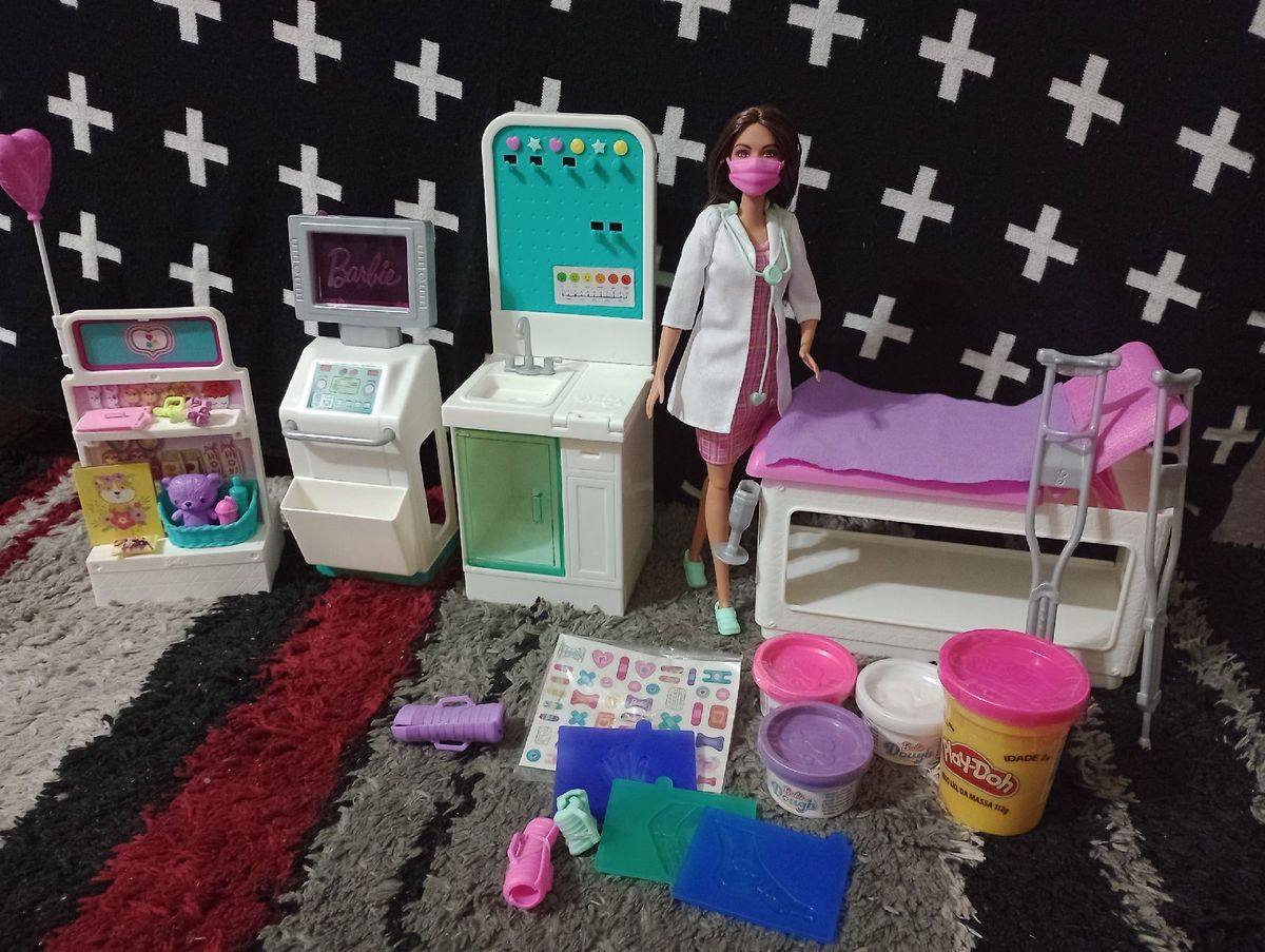 Barbie hospital hot sale playset