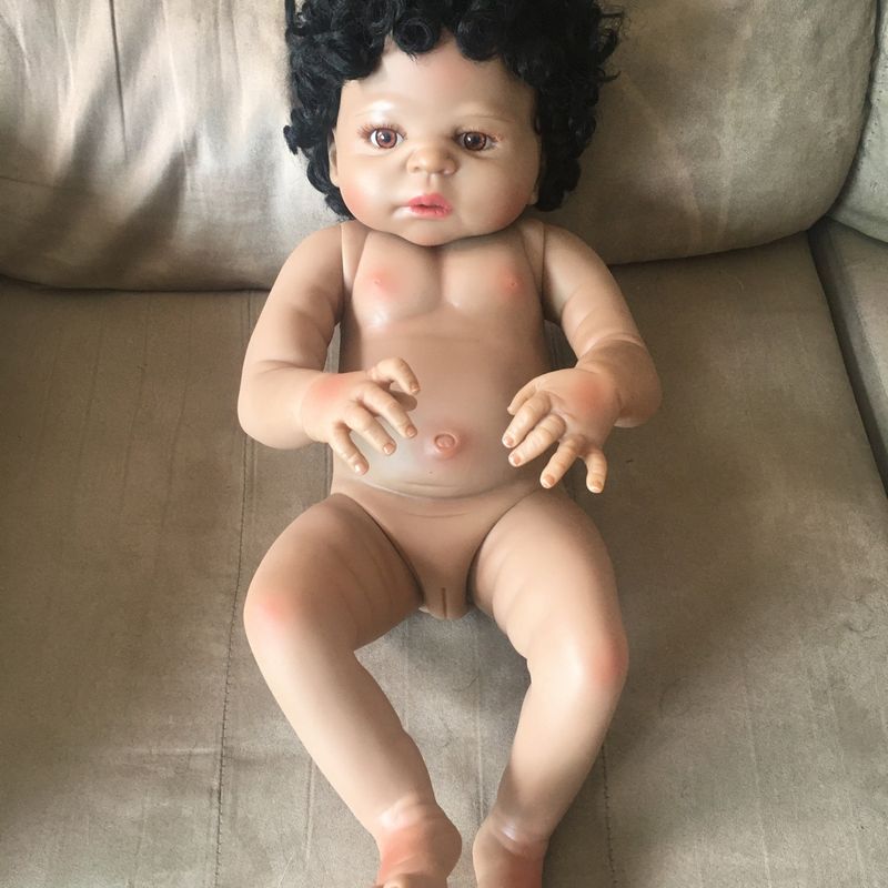 KEIUMI Boneca Bebê Reborn Menina 57cm Negra Victoria Corpo