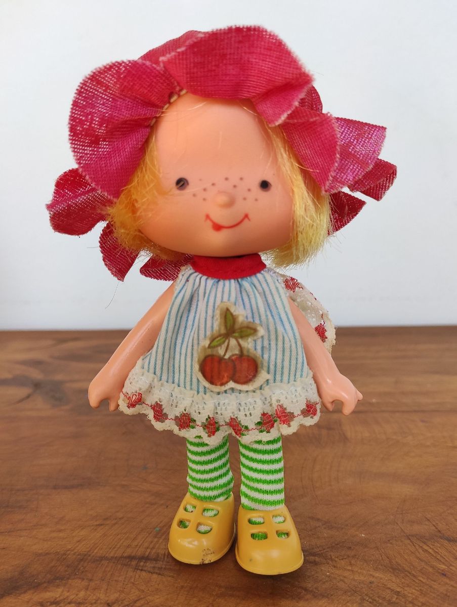 Boneca Cerejinha da Coleção Moranguinho | Brinquedo Estrela Usado ...