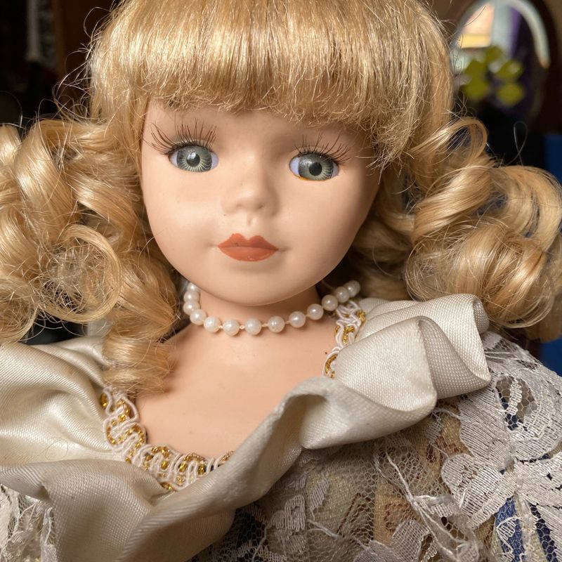 Porcelain doll vintage 2024