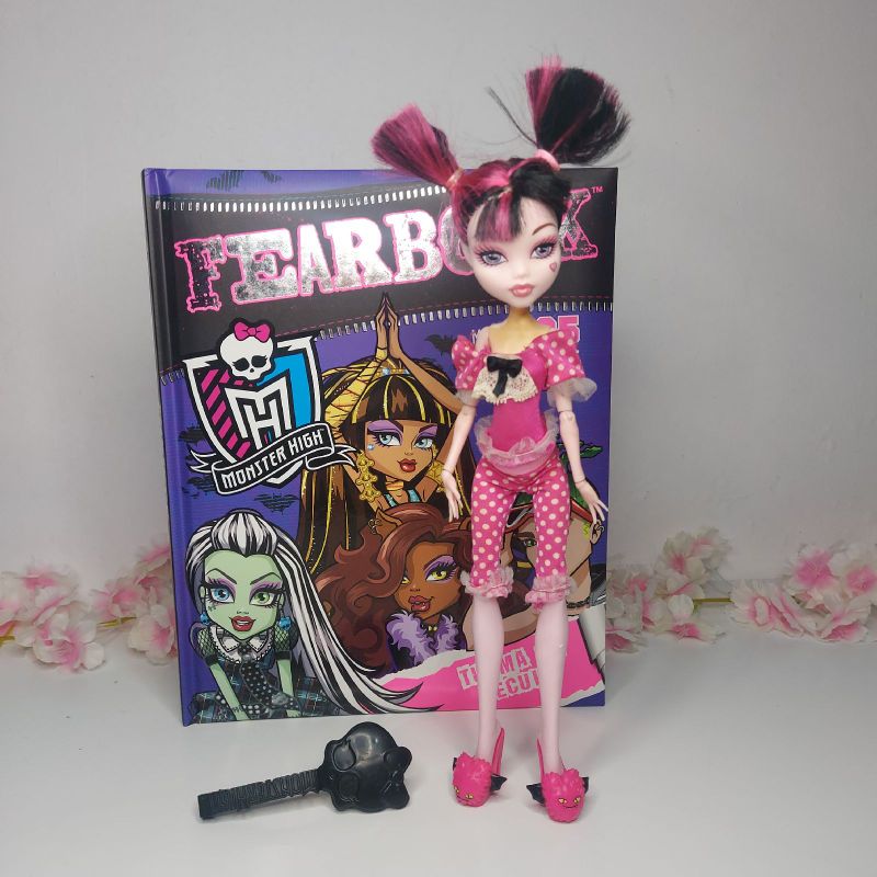Boneca Draculaura Festa do Pijama, Monster High, Brinquedo Mattel Usado  88344230