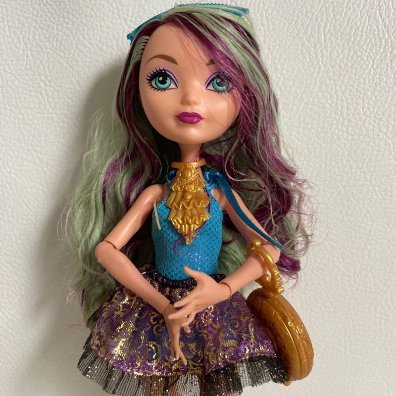 Boneca - Ever After High - Madeline Hatter. O vestido p