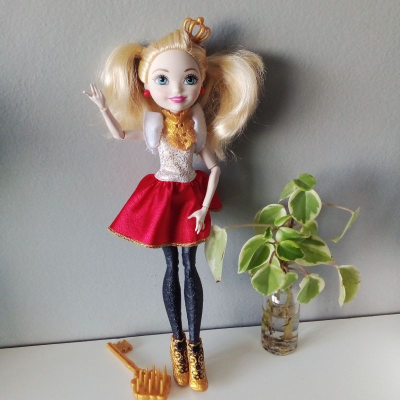  Mattel Ever After High Powerful Princess Tribe Apple