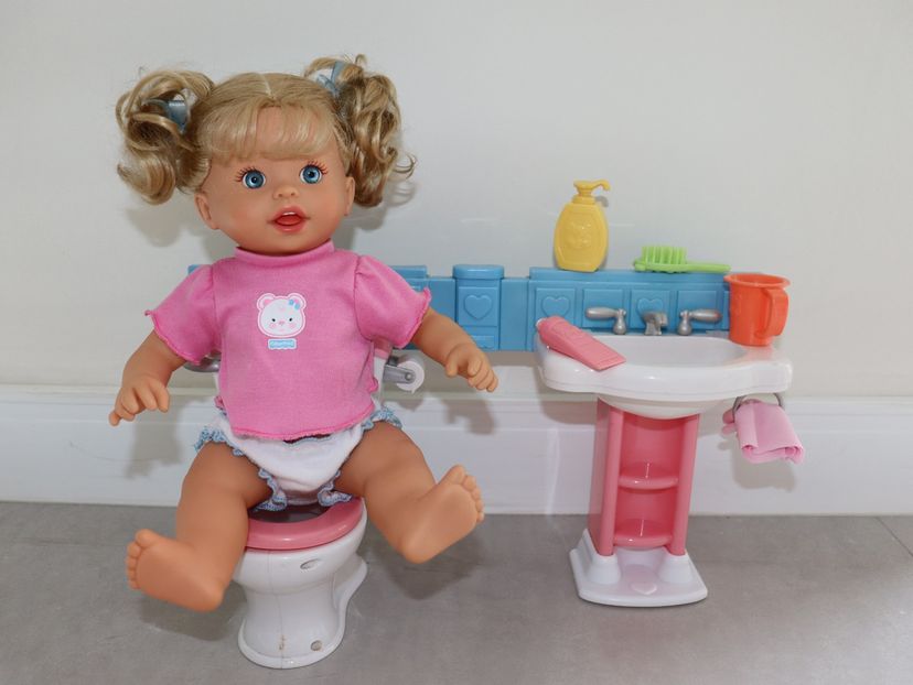 Boneca Little Mommy Banheirinho da Fisher Price Brinquedo para Bebês
