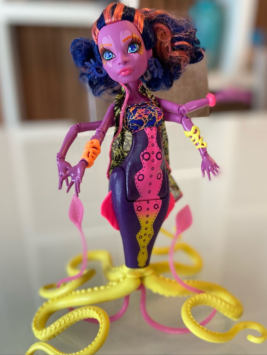 Boneca Monster High A Assustadora Barreira De Coral Kala Merri Brinquedo Monster High Usado 50717796 Enjoei