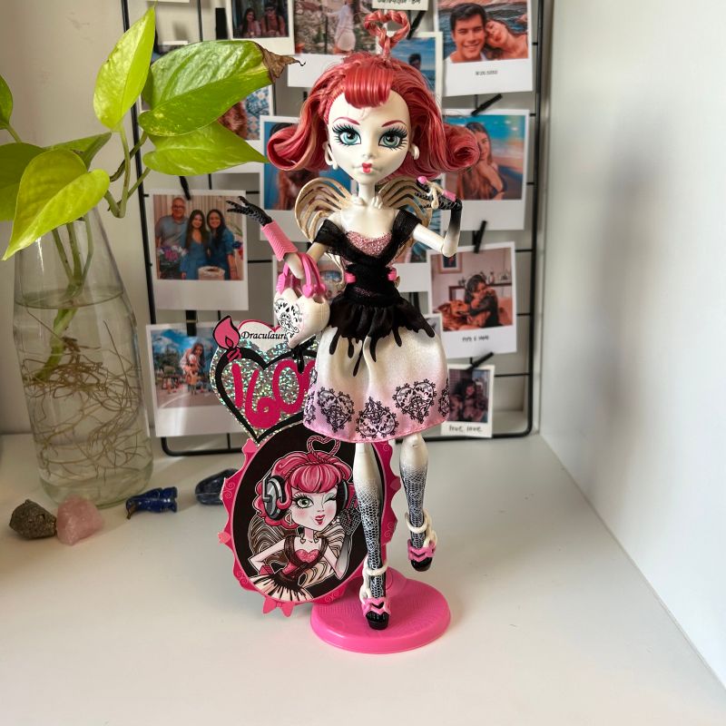 Boneca Monster High Sweet 1600 anos Cupido