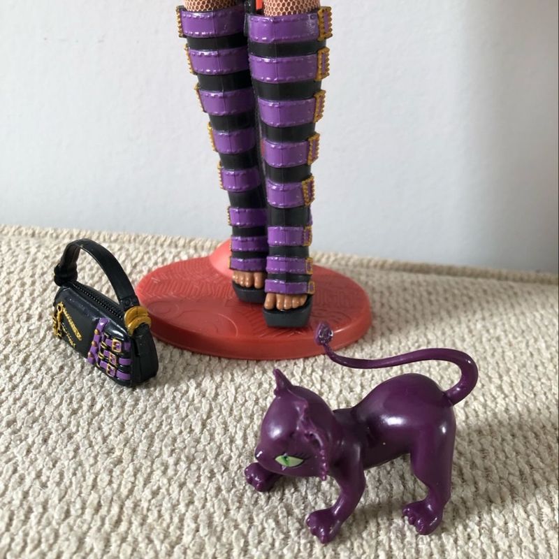 Clawdeen Boneca Infantil Monster High Brinquedo Mattel - Loja Zuza  Brinquedos