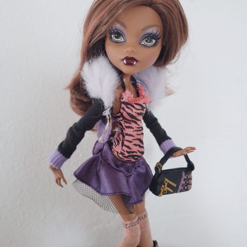 Boneca Monster High - Boo York Básica - Claudeen Wolf - MP Brinquedos