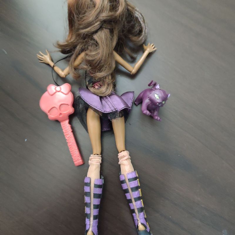 Boneca Monster High Clássicas Clawdeen Wolf Clássica Mattel - R