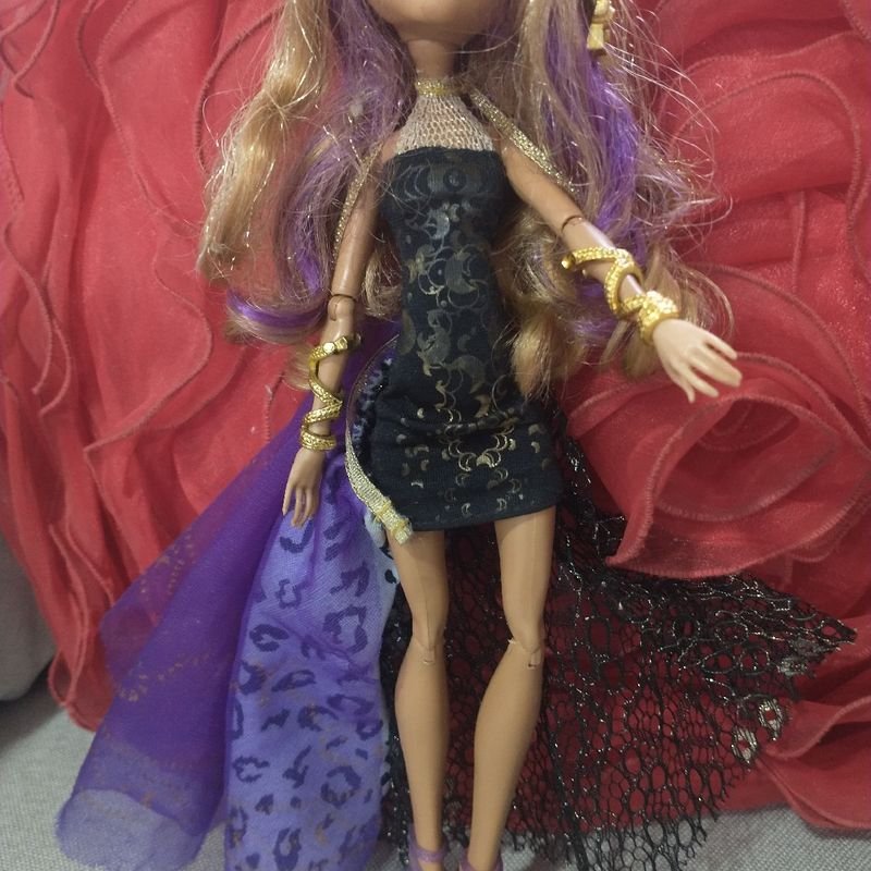 Boneca Monster High Clawdeen Wolf - Original Mattel