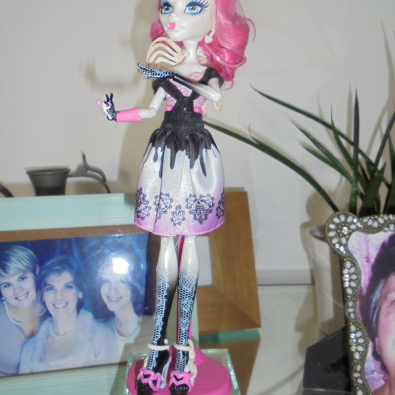 Boneca Monster High Sweet 1600 anos Cupido