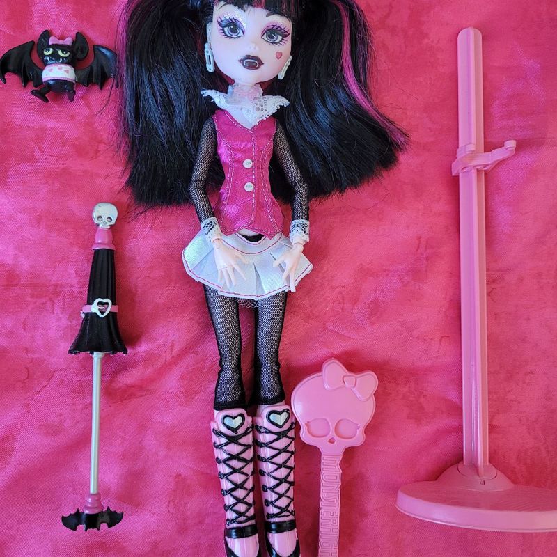 Boneca Mattel Monster High Draculaura Rosa - Compre Agora